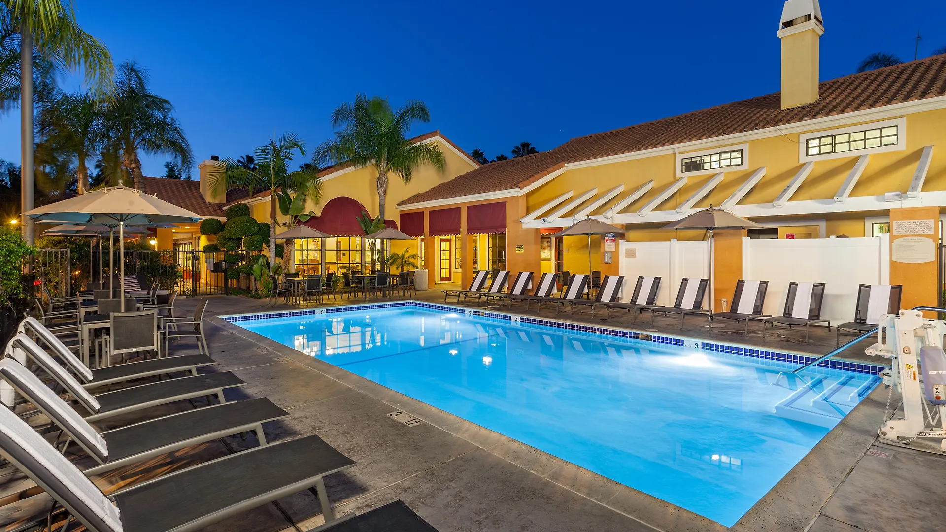 Clementine Hotel&Suites Anaheim Hotel
