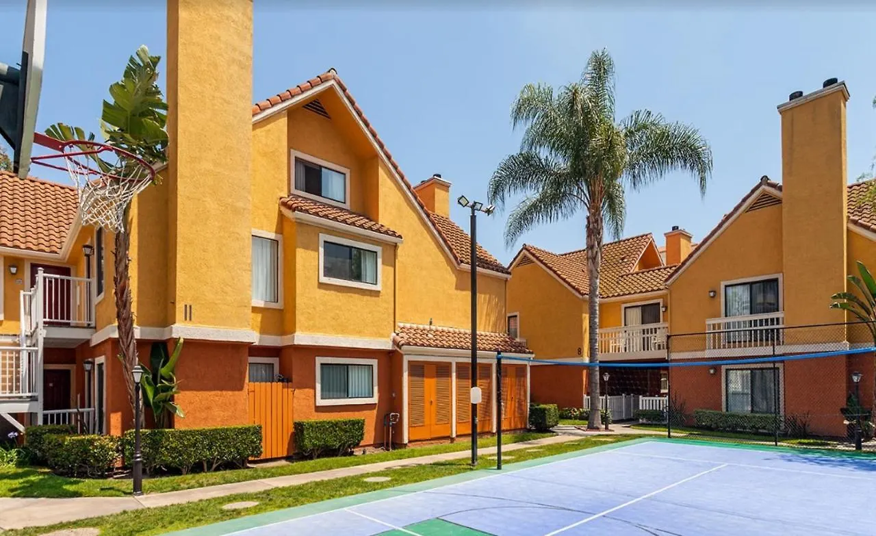 Clementine Hotel&Suites Anaheim Hotel