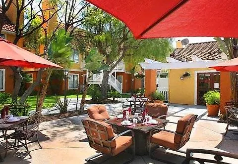 Clementine Hotel & Suites Anaheim