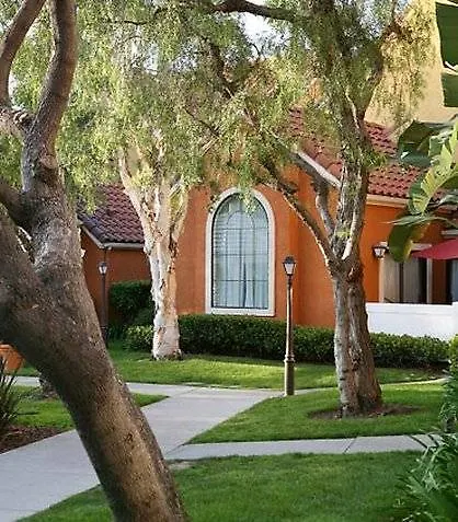 Clementine Hotel&Suites Anaheim 3*,